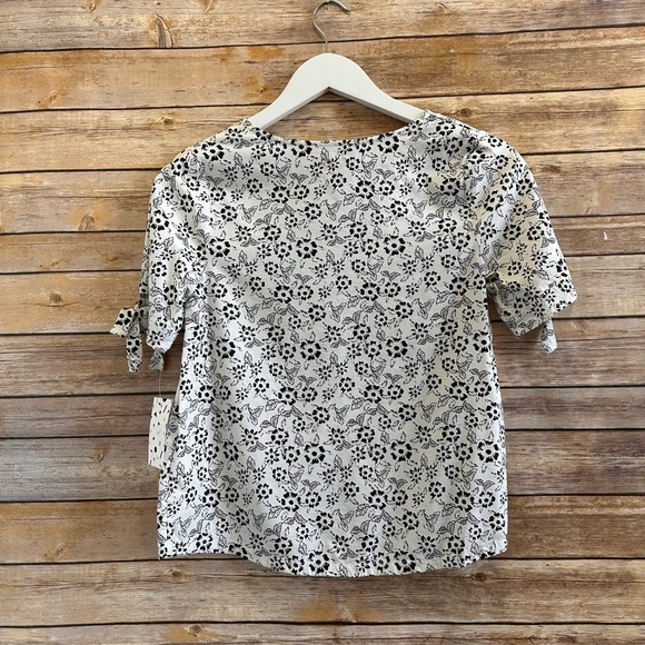 Harper Canyon White Black Floral Woven Short Sleeve Top Size Large 10/12 NWT - Picture 2 of 6